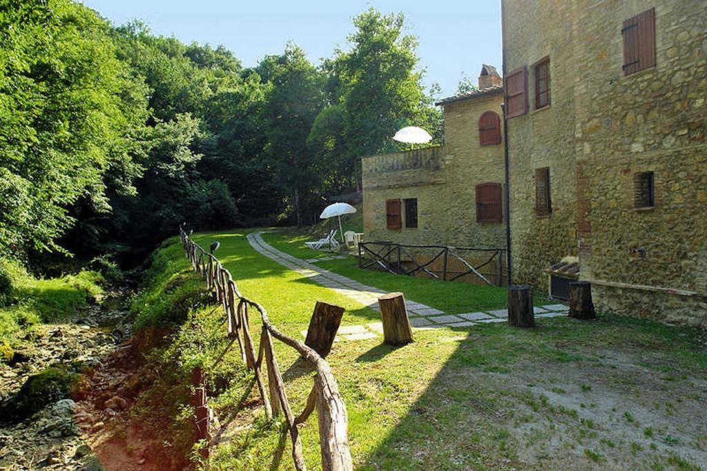 Podere Il Vecchio Mulino San Gimignano Luaran gambar